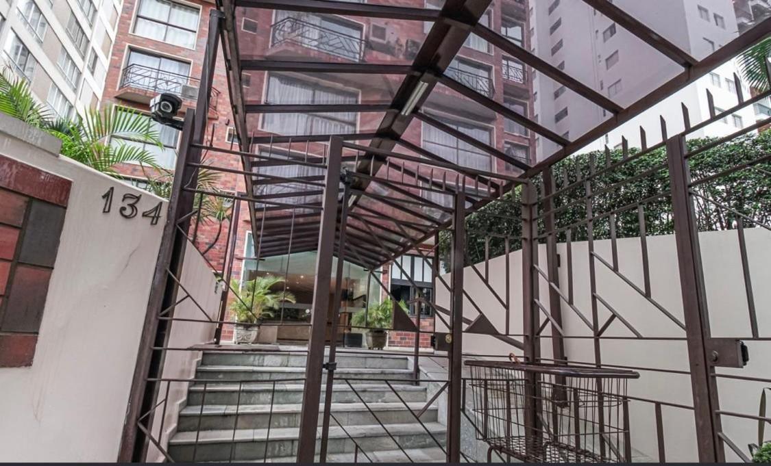 Plaza Athenee Apartamento